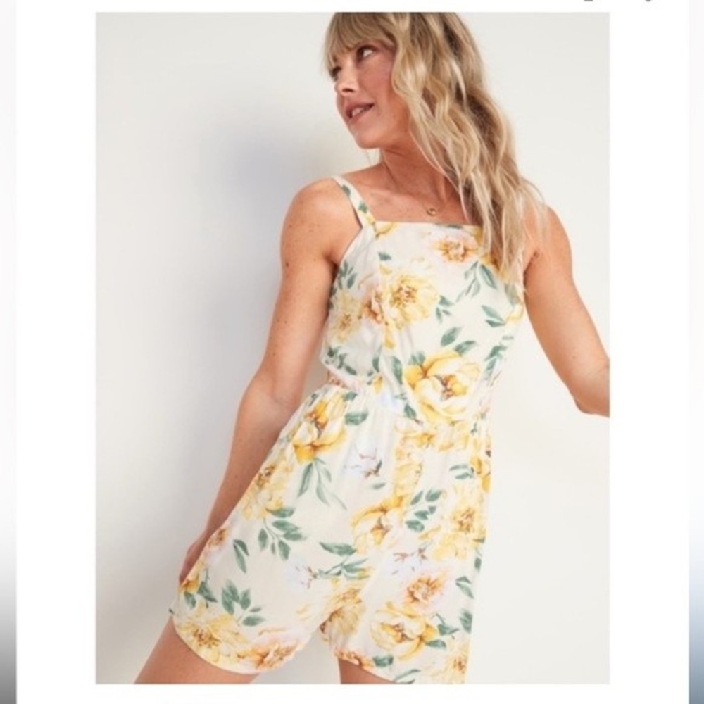 Old Navy Yellow Floral Romper, Hidden Pockets, SIZE SMALL